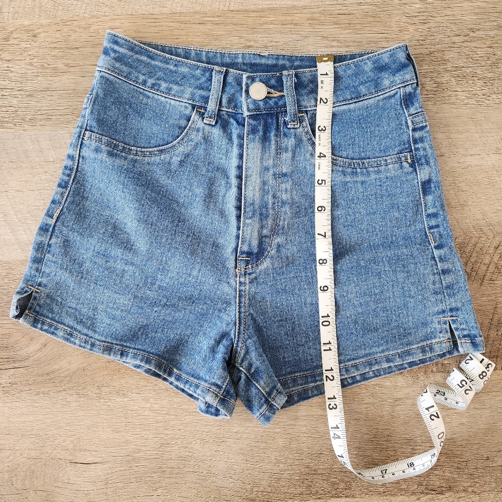 H&M High Waist Jean Shorts - Picture 10 of 10